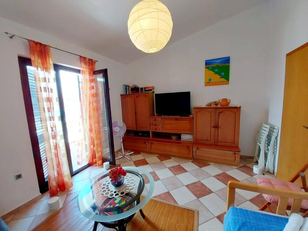 Apartment Pepo Pag Pag Town Esterno foto